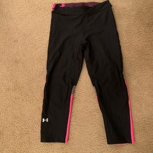 Under Armour Cropped Leggings